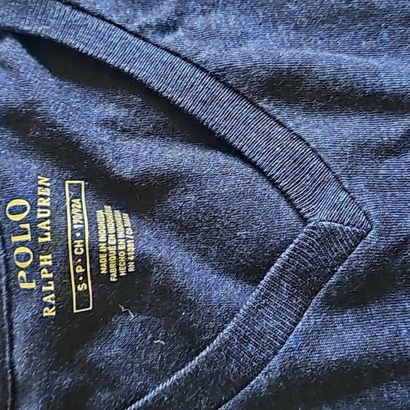 Polo Ralph Lauren V-Neck tee - Picture 3 of 5